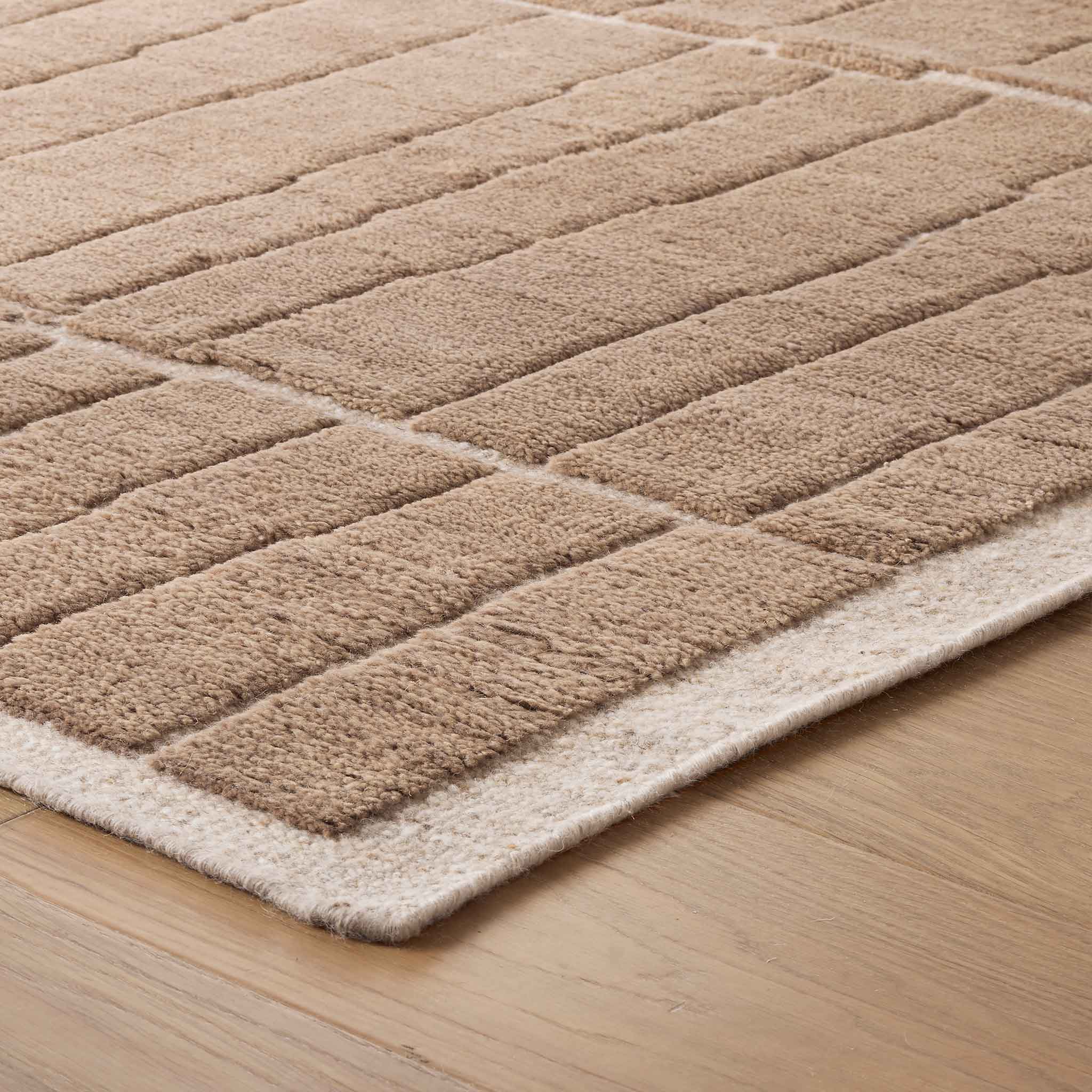 Refined Hand-Knotted Area Rug in Camel - Image 3
