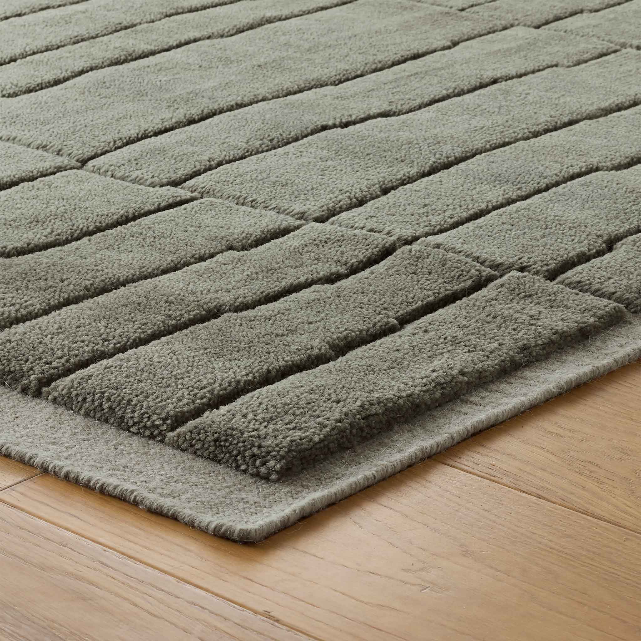 Refined Hand-Knotted Area Rug in Camel - Image 13