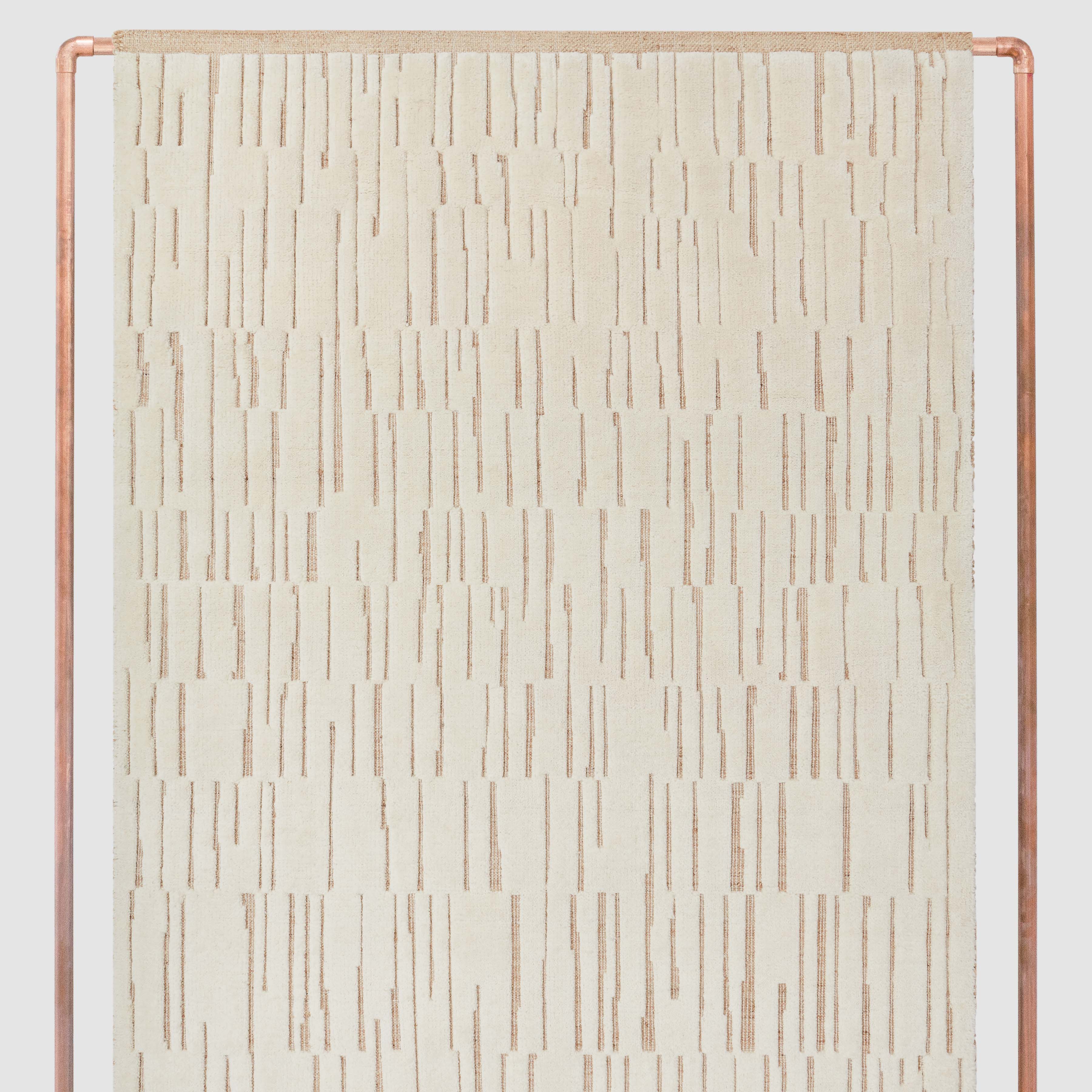 Decorative Hand-Knotted Area Rug in Natural