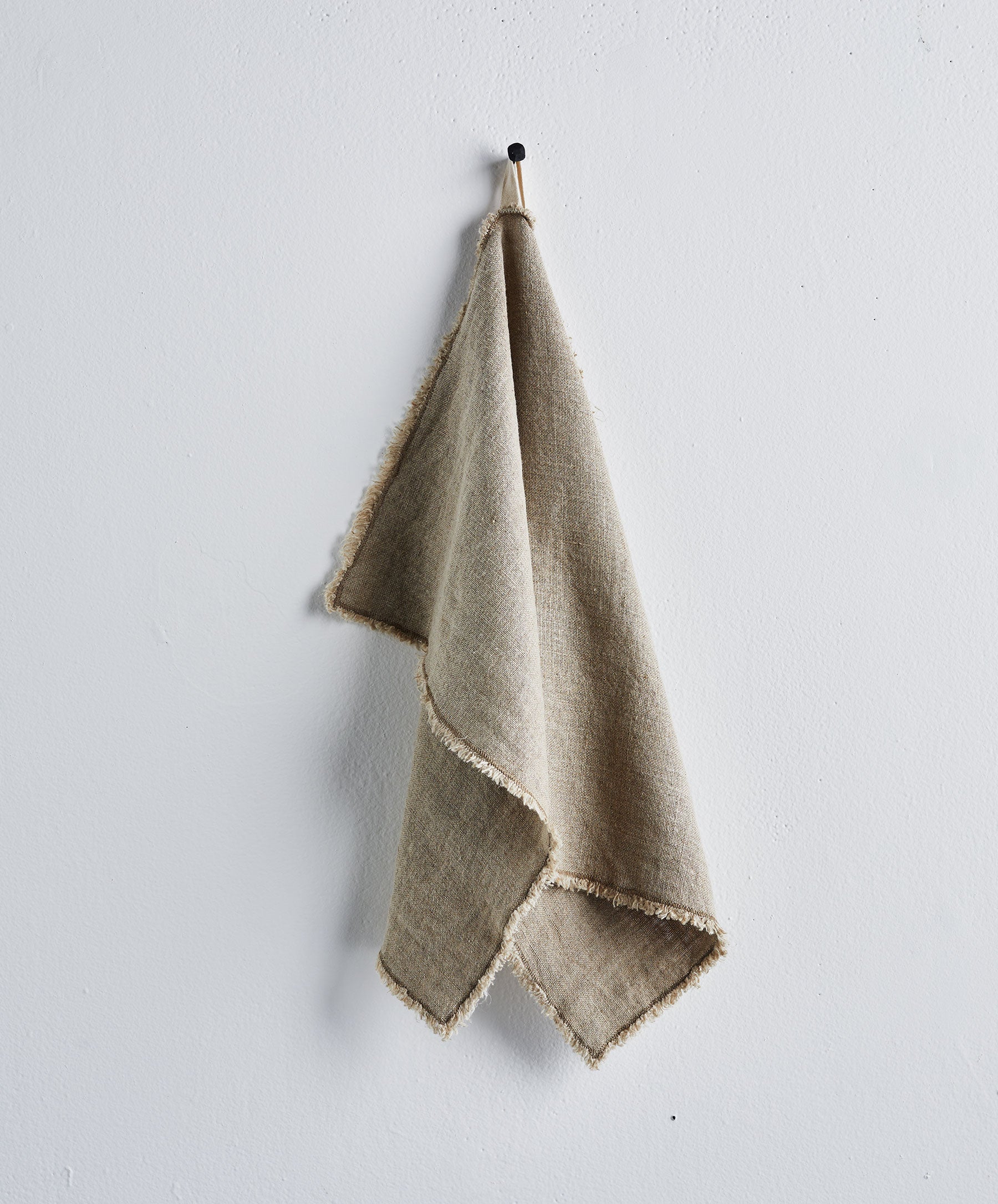 Frayed Edge Linen Absorbent Kitchen Towel in Natural
