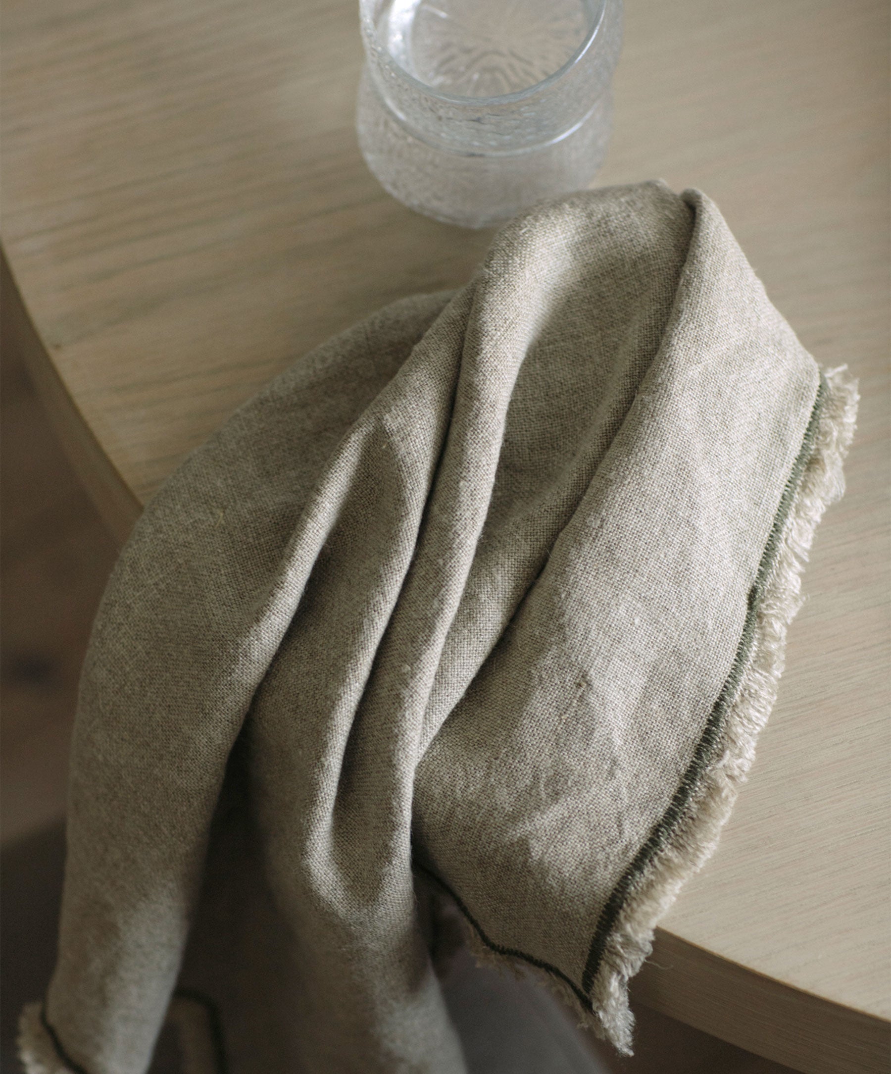 Frayed Edge Linen Absorbent Kitchen Towel in Pine - Image 3