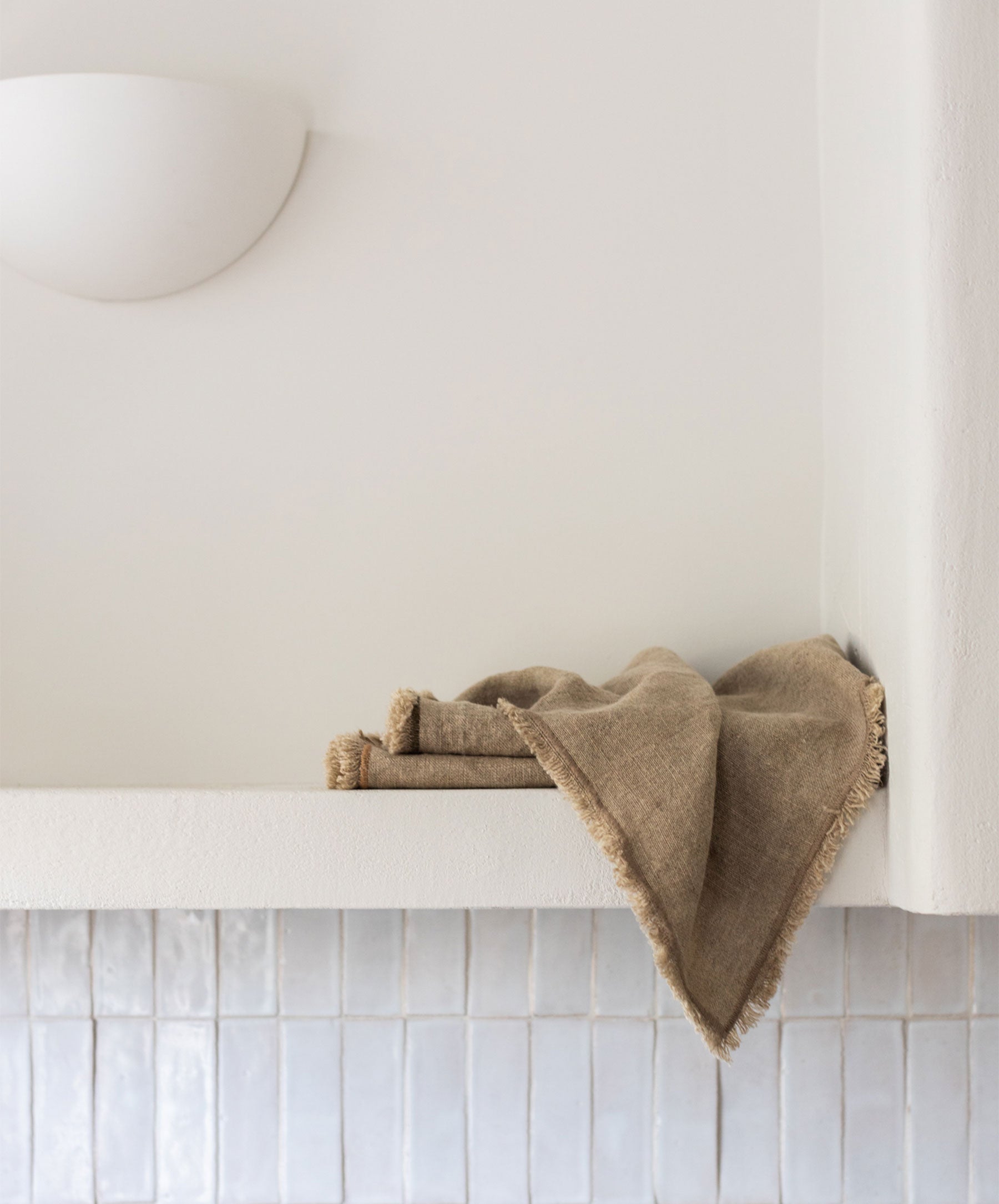 Frayed Edge Linen Absorbent Kitchen Towel in Natural - Image 5
