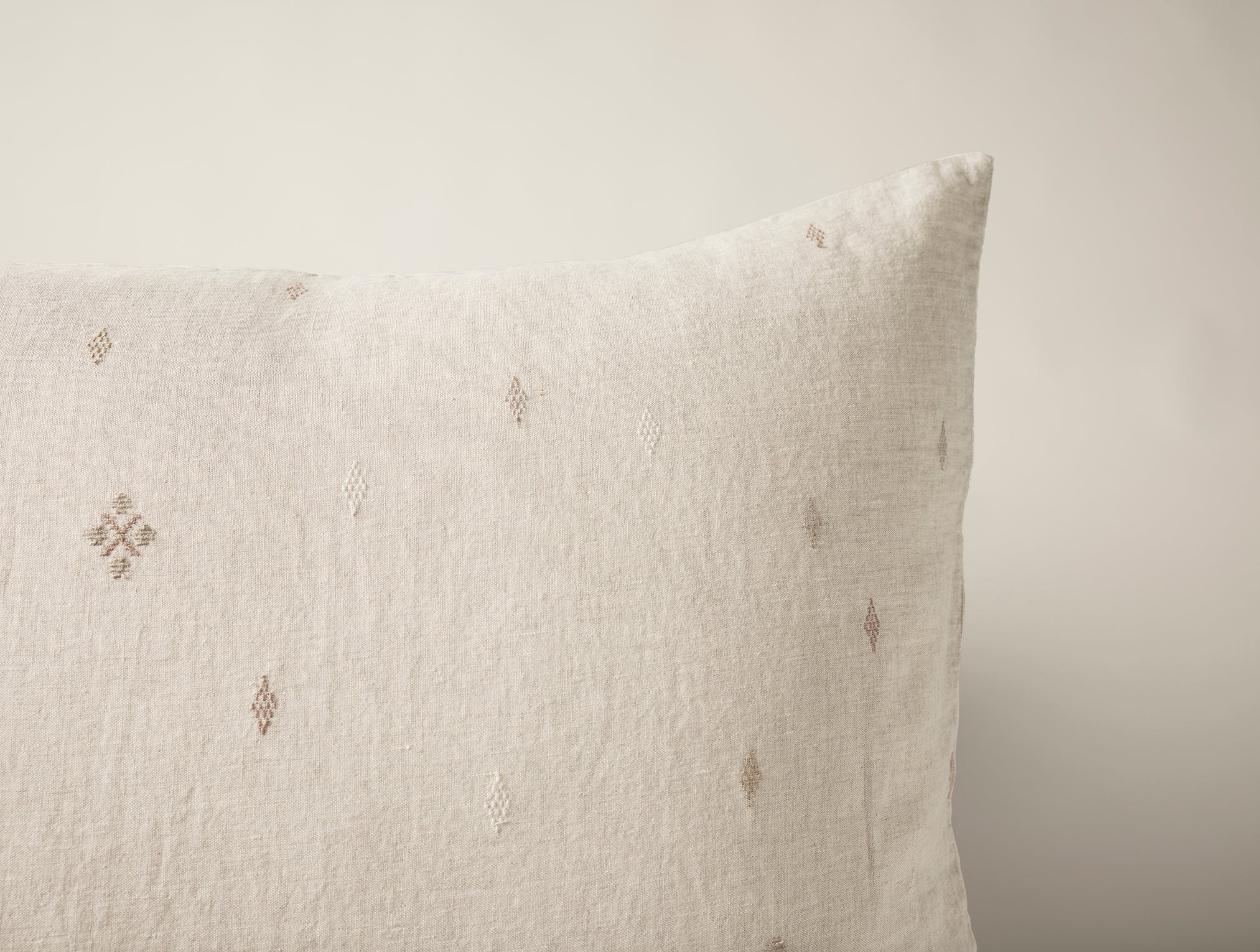 Natural Embroidered Linen Pillow Sham for Everyday Comfort - Image 8