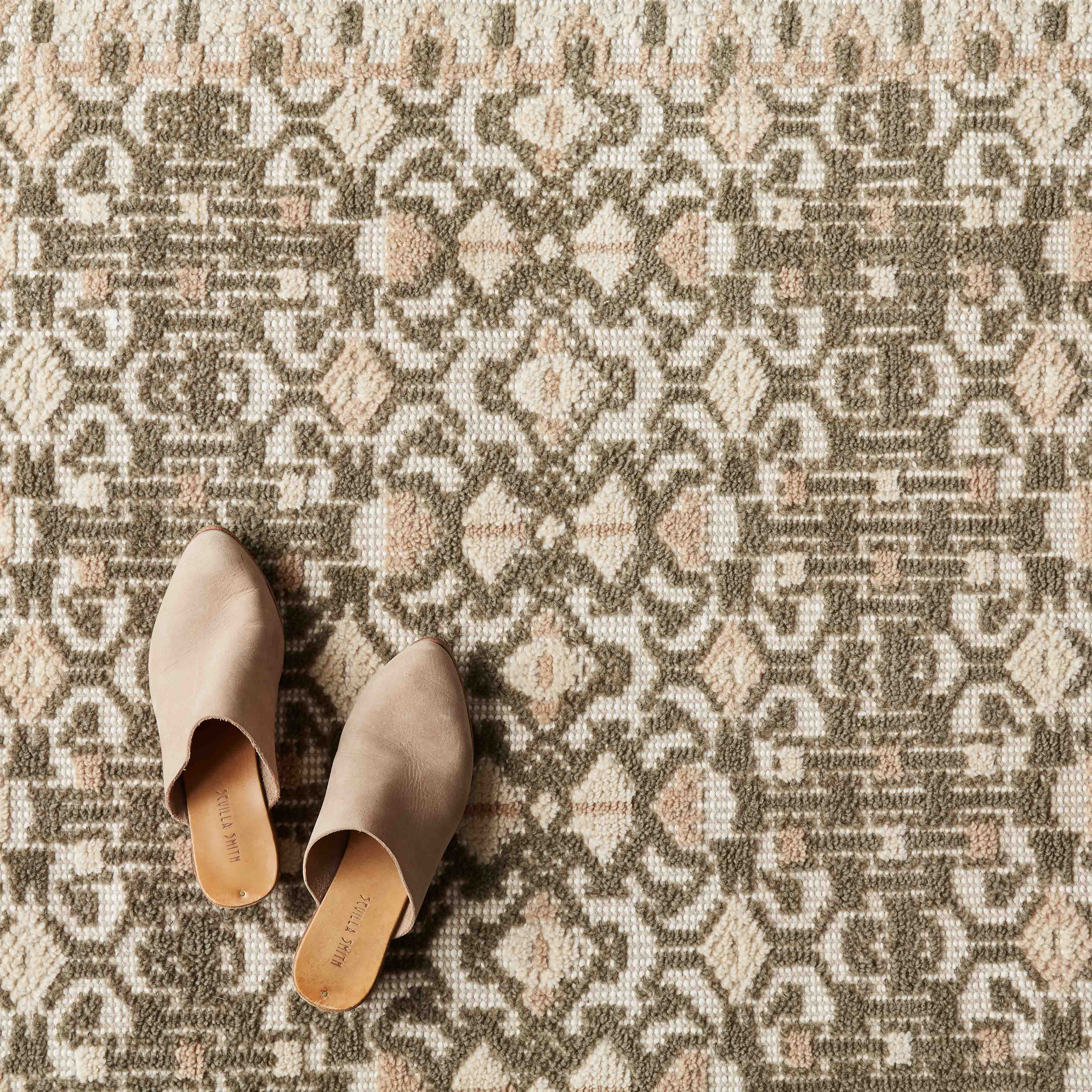 Decorative Hand-Knotted Accent Rug in Olive - Image 2