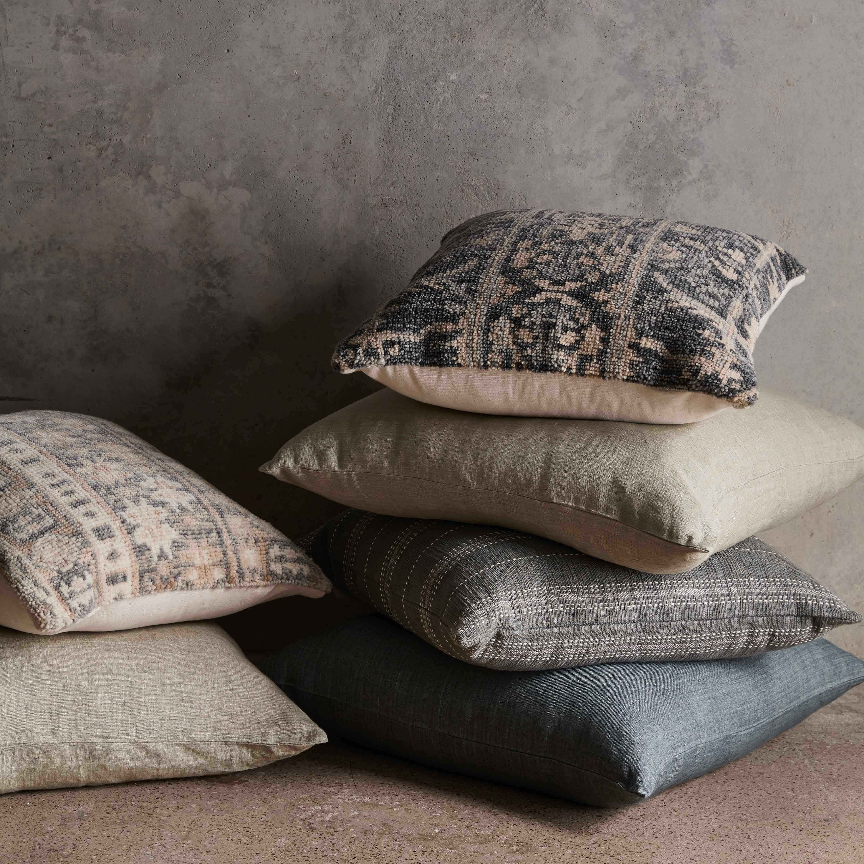 Coastal Structured Woven Decorative Pillow - Image 4