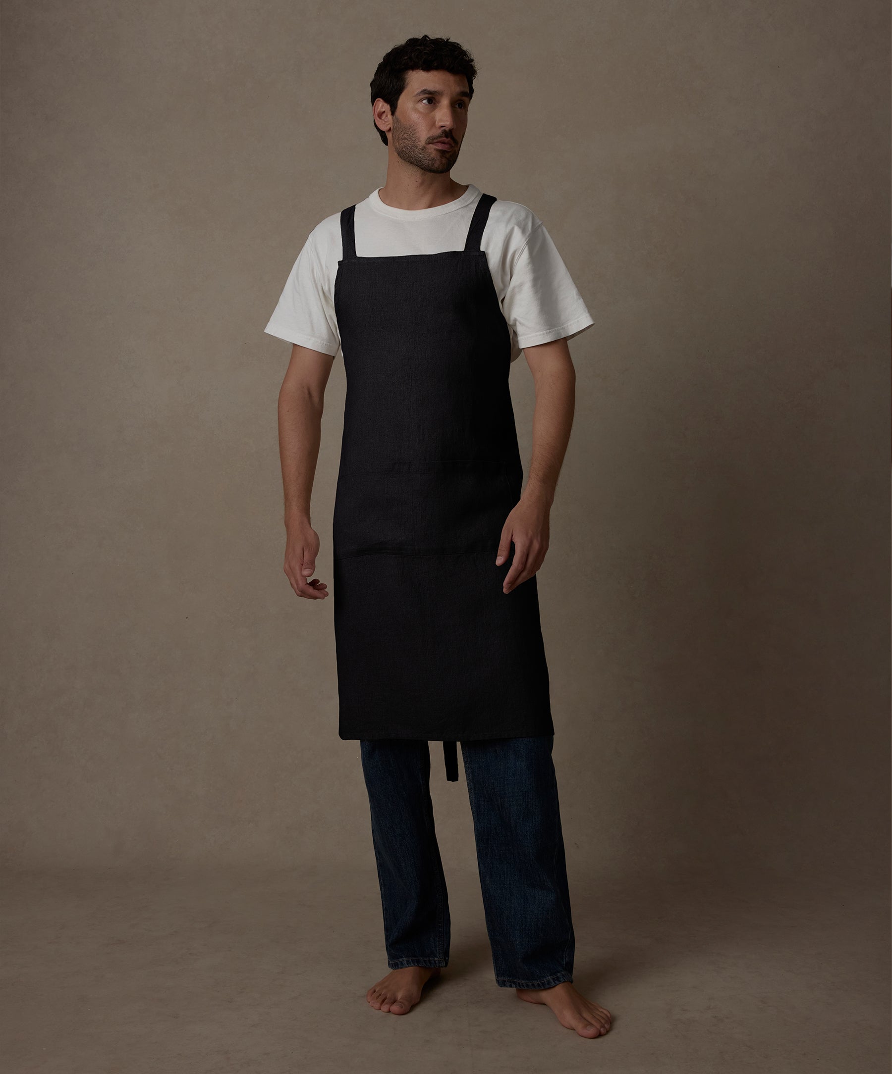 Heavyweight Linen Cross Back Kitchen Apron in Jet