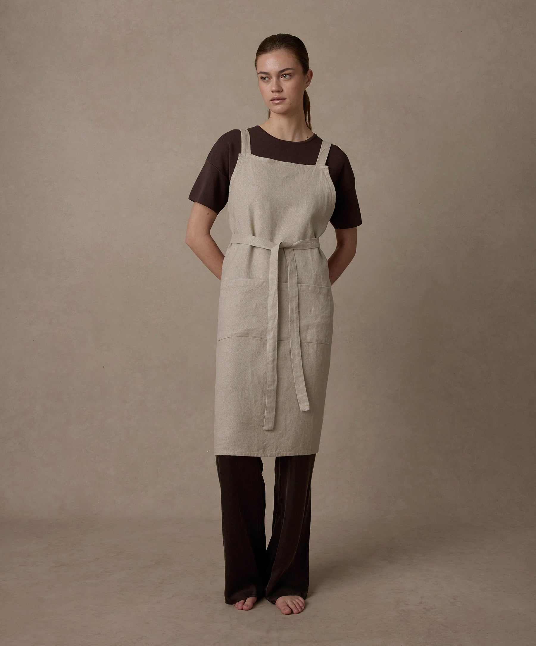 Heavyweight Linen Cross Back Kitchen Apron in Natural