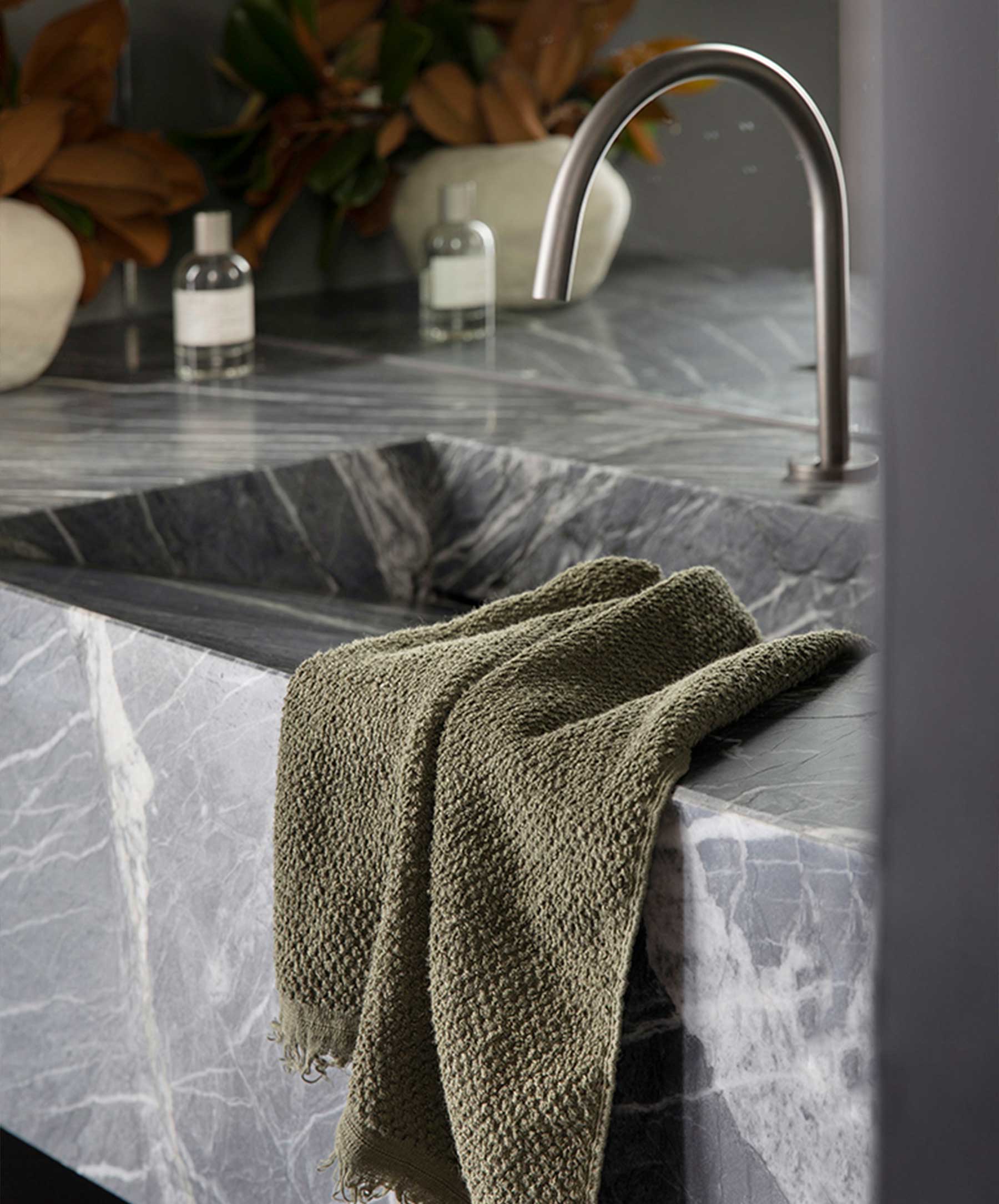 Forest Linen Absorbent Everyday Hand Towel - Image 2