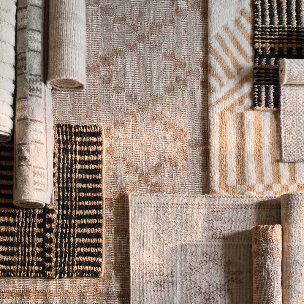 Modern Tonal Handwoven Area Rug - Image 4