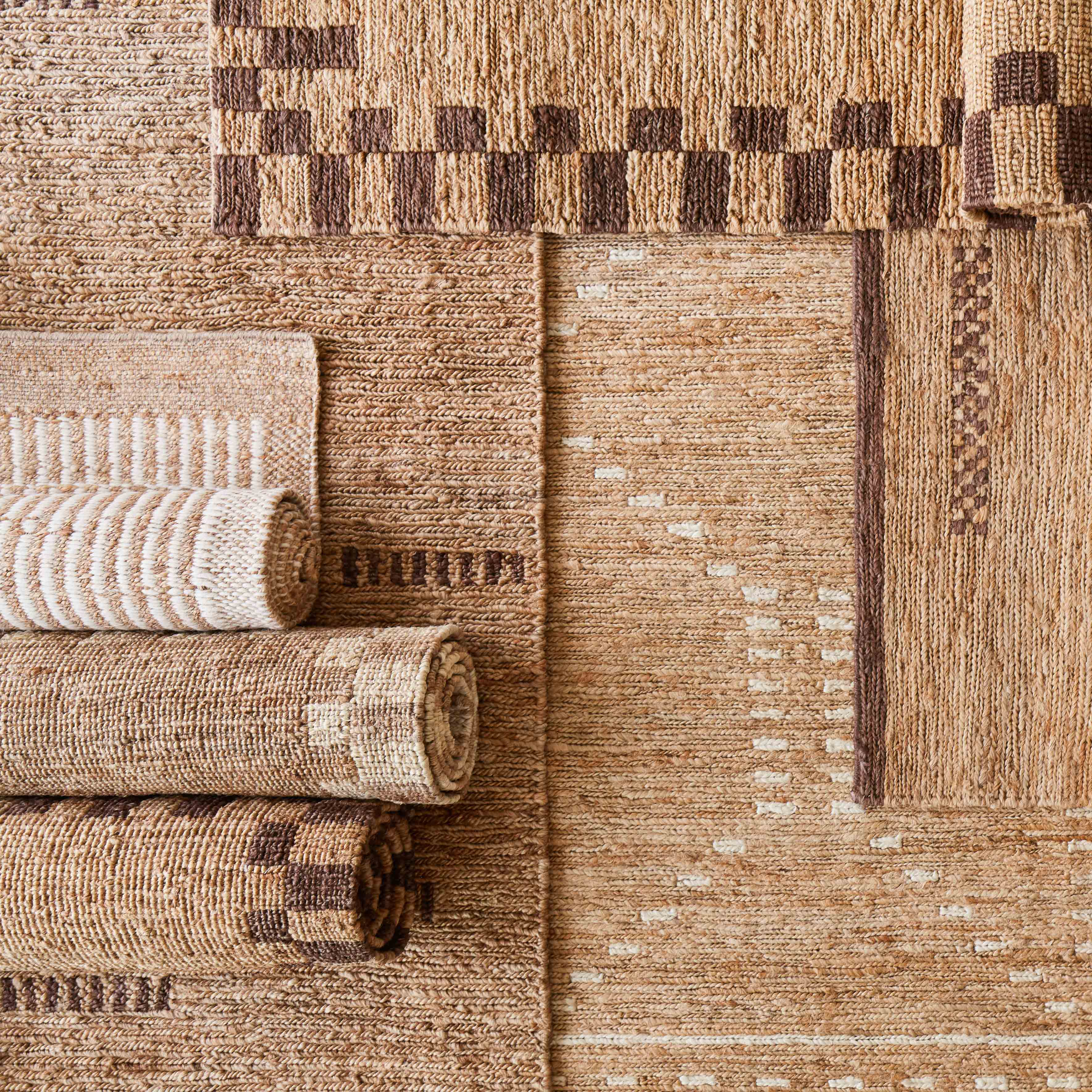 Layered Woven Jute Runner Rug in Natural - Image 4