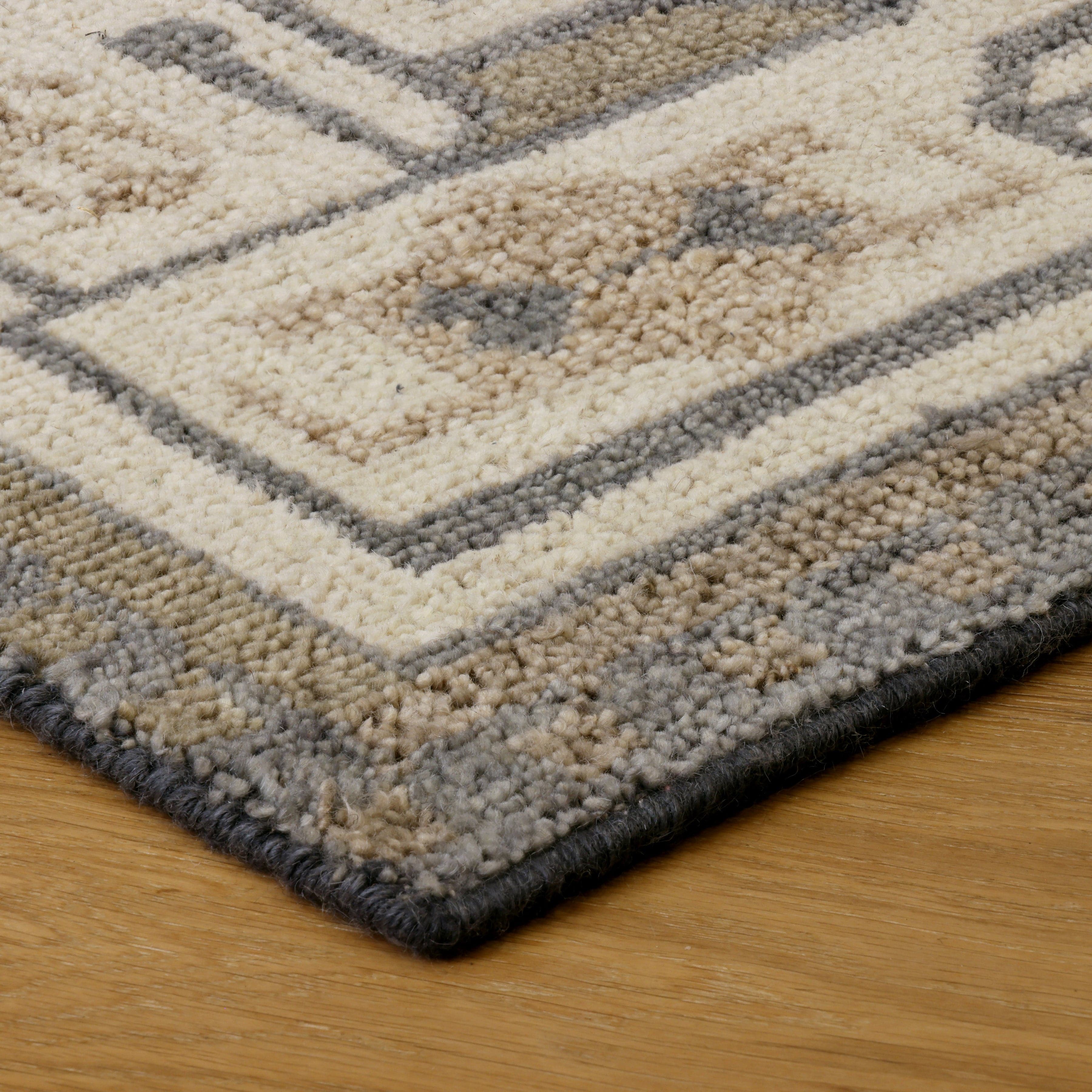 Relaxed Hand-Knotted Area Rug in Blue - Image 4