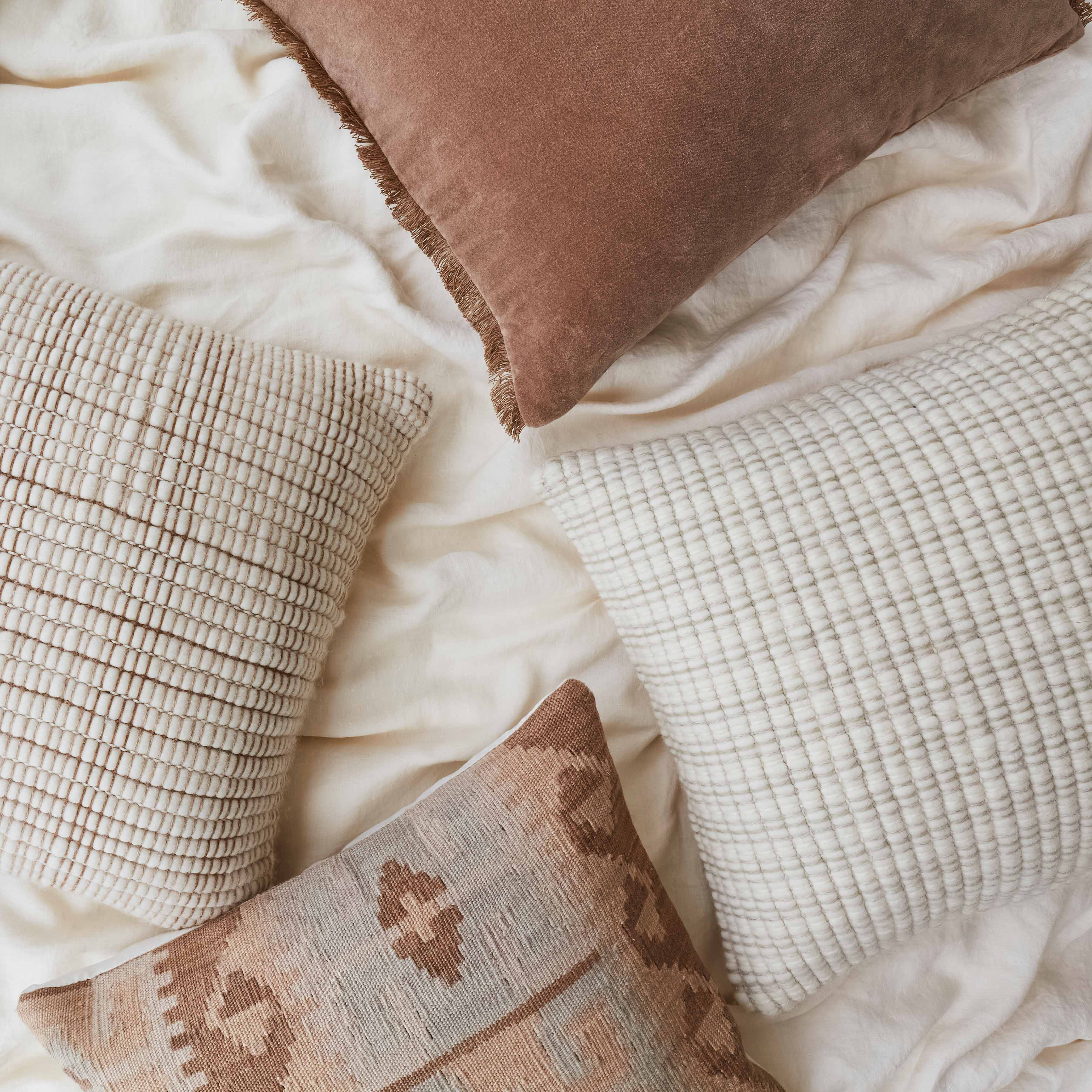 Refined Relaxed Woven Decorative Pillow - Image 5