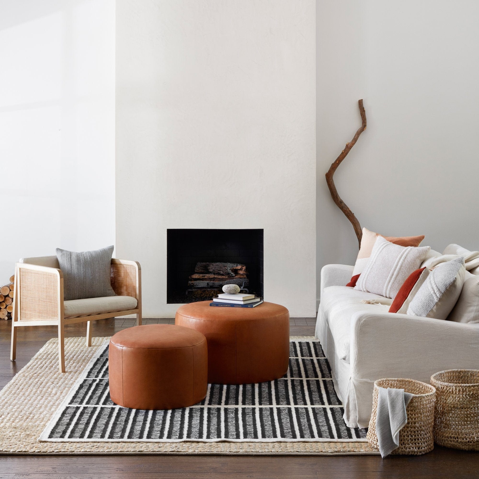 Natural Handwoven Jute Area Rug - Image 4