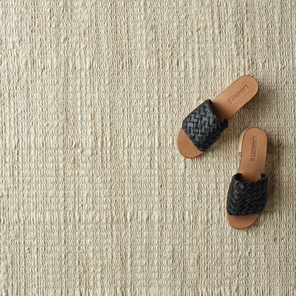 Minimal Handwoven Jute Accent Rug - Image 2