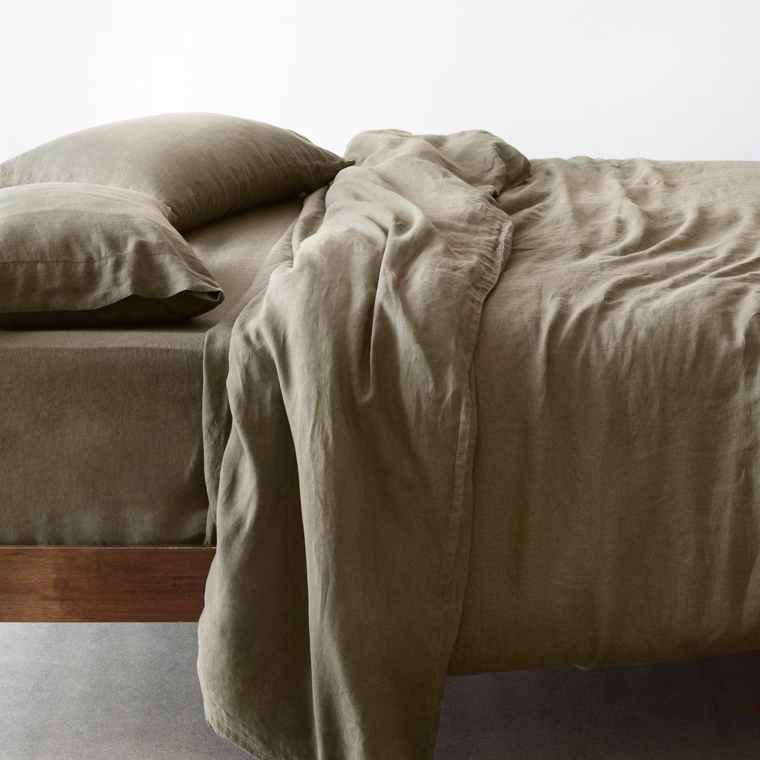 Refined Contemporary Linen Decorative Pillow - Image 63