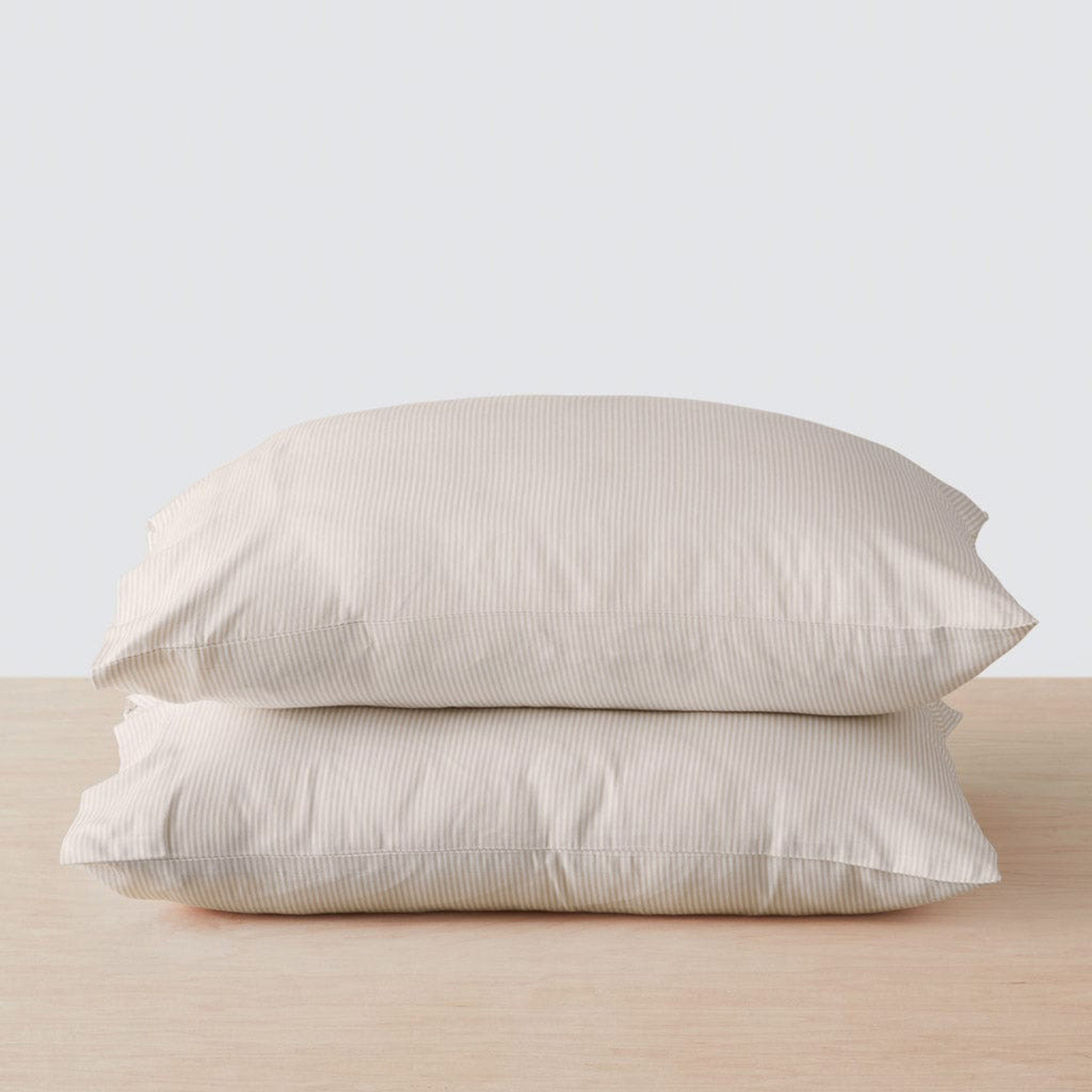 Refined Contemporary Linen Decorative Pillow - Image 18