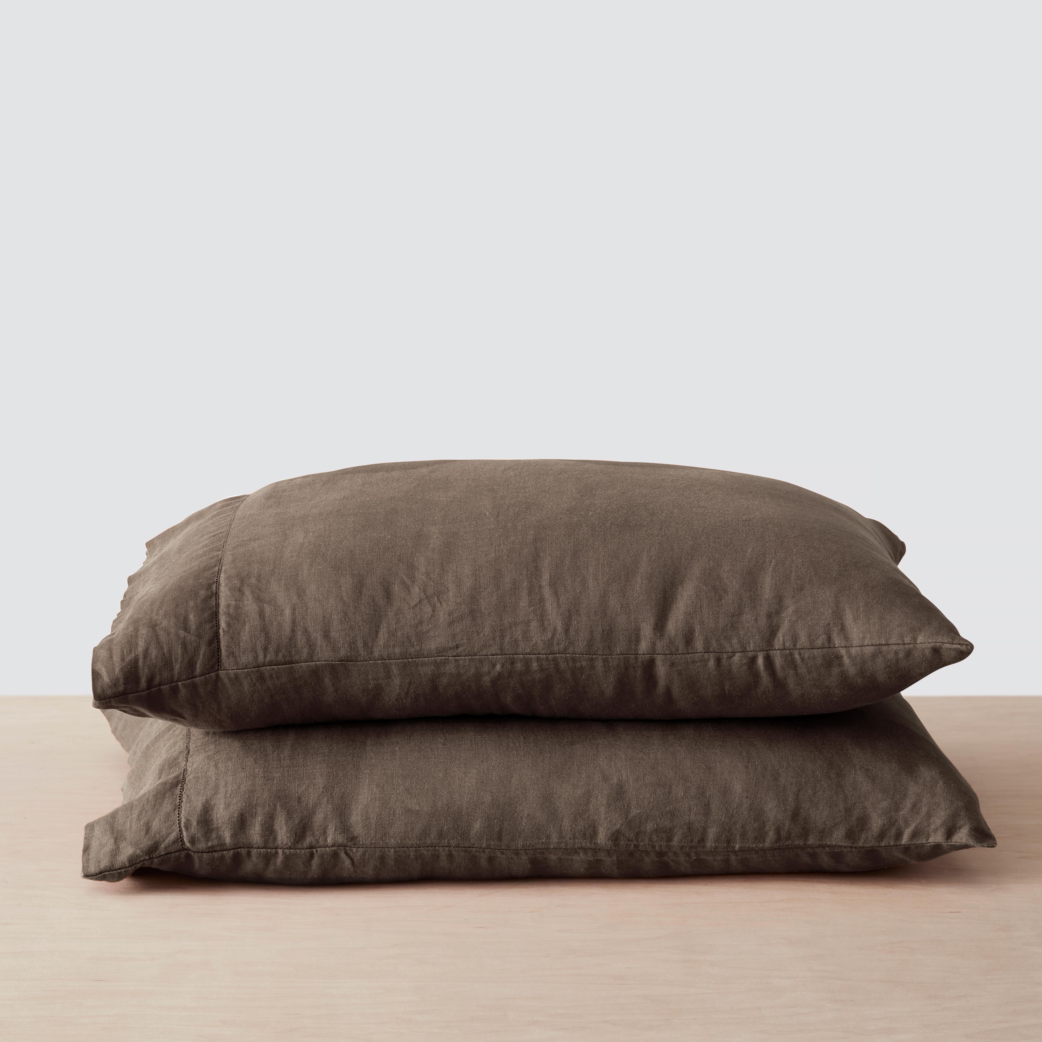 Refined Contemporary Linen Decorative Pillow - Image 20