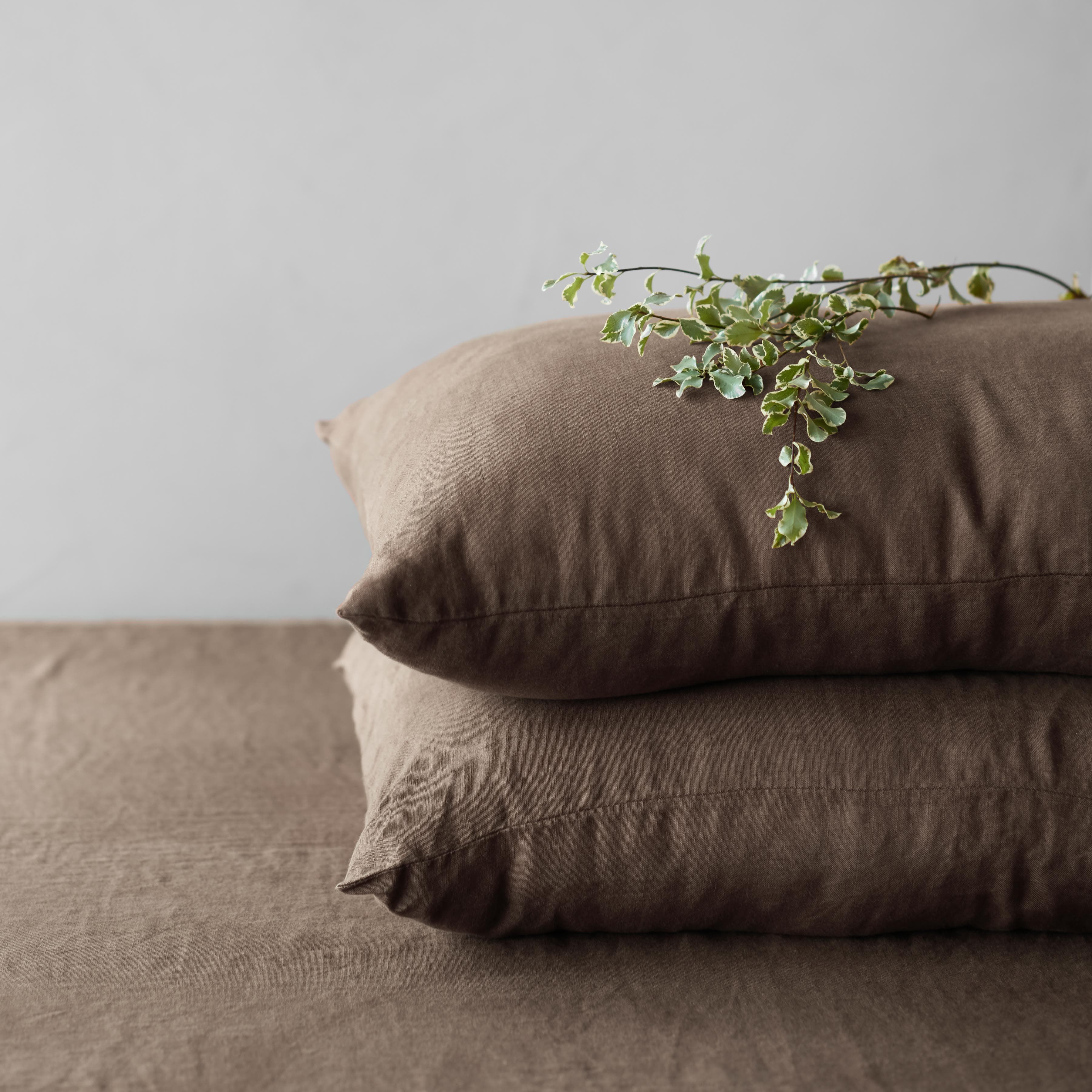 Refined Contemporary Linen Decorative Pillow - Image 138
