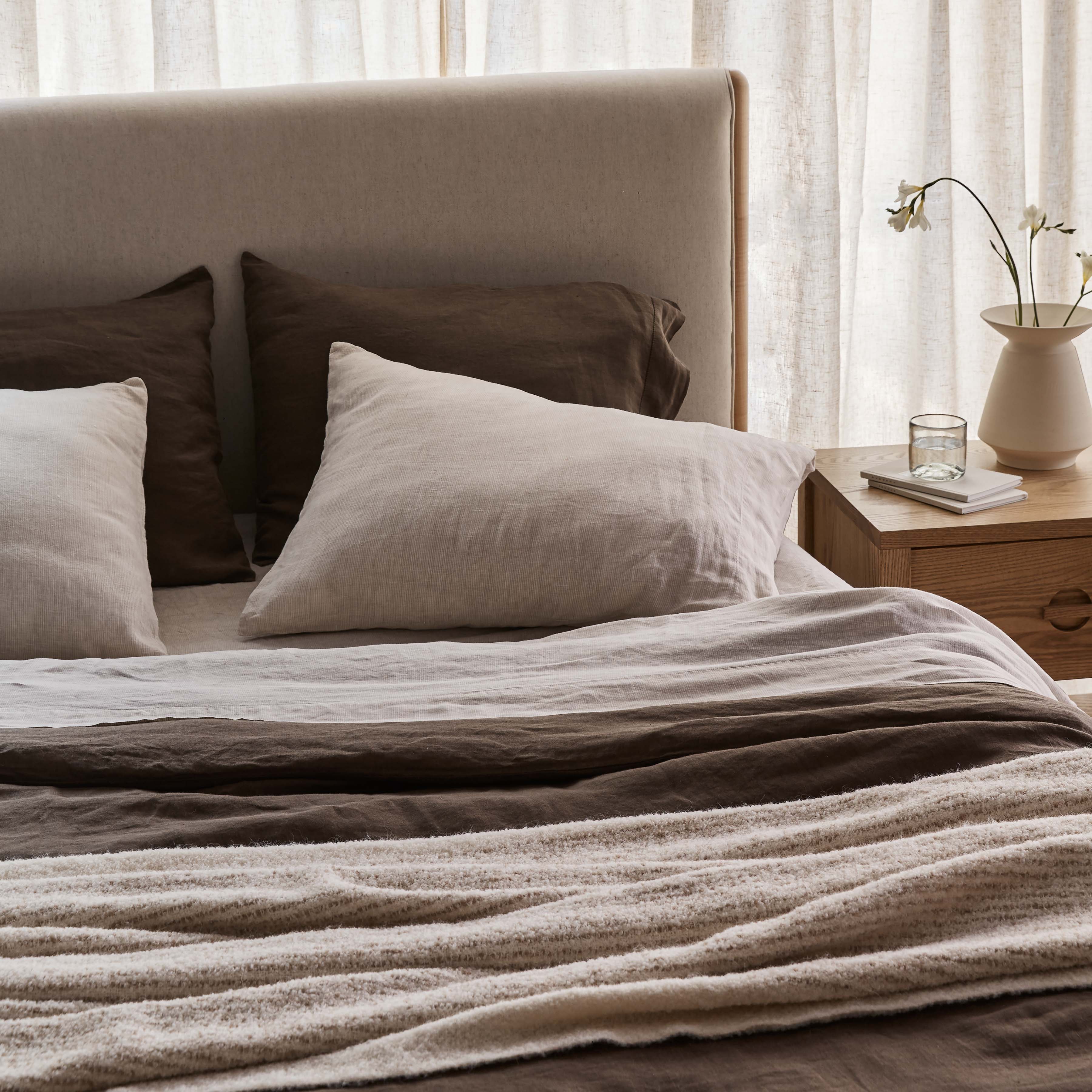 Refined Contemporary Linen Decorative Pillow - Image 141