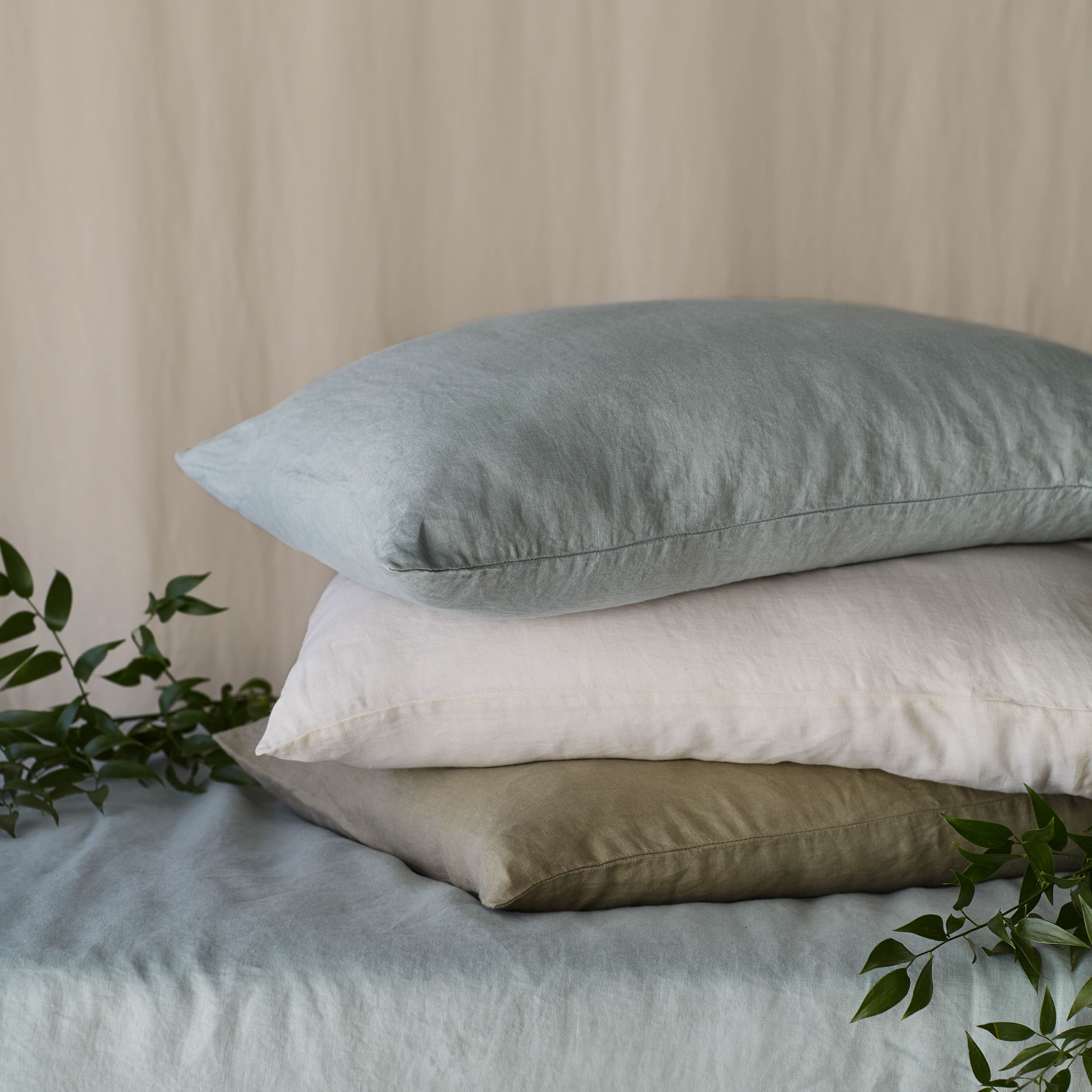 Refined Contemporary Linen Decorative Pillow - Image 132