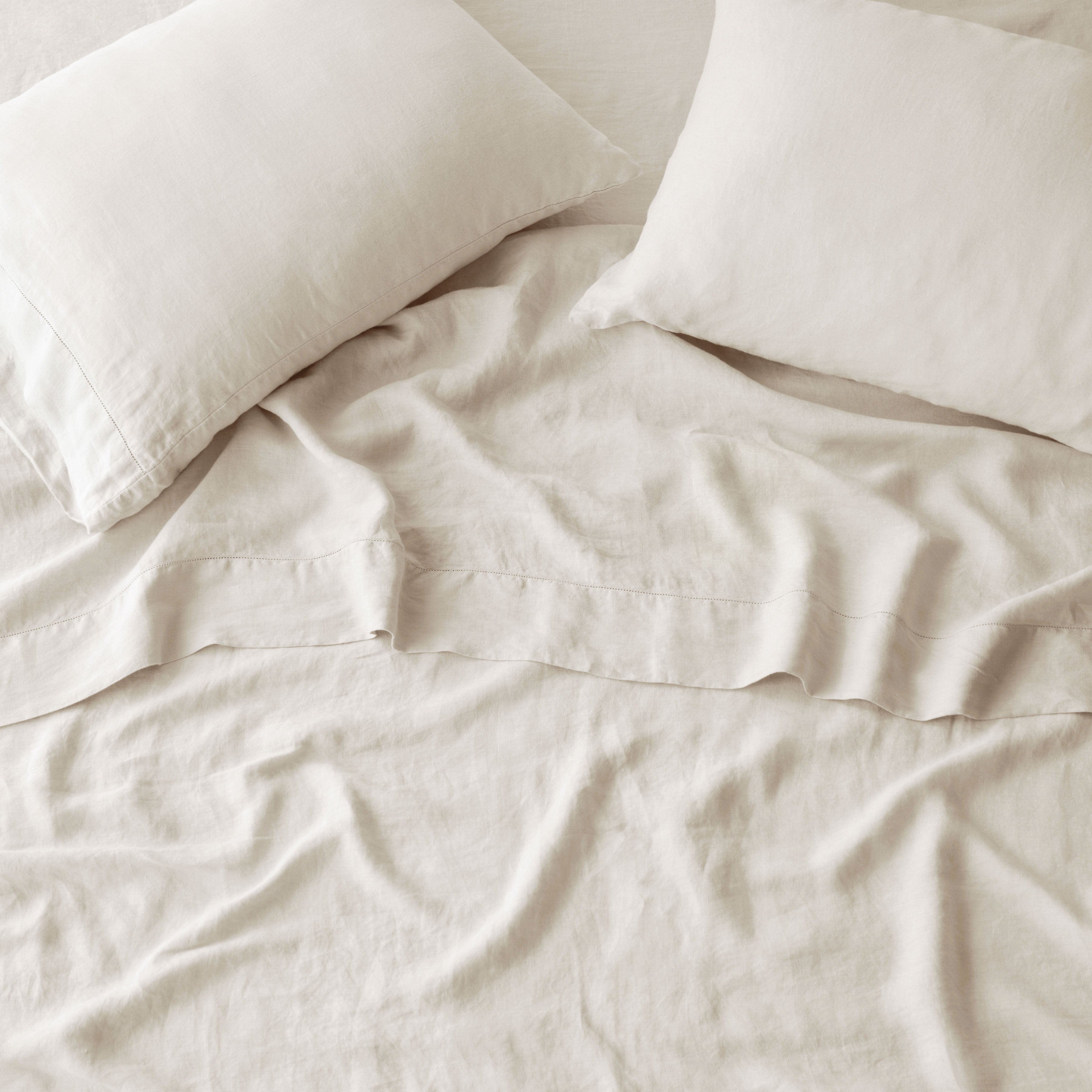 Refined Contemporary Linen Decorative Pillow - Image 25