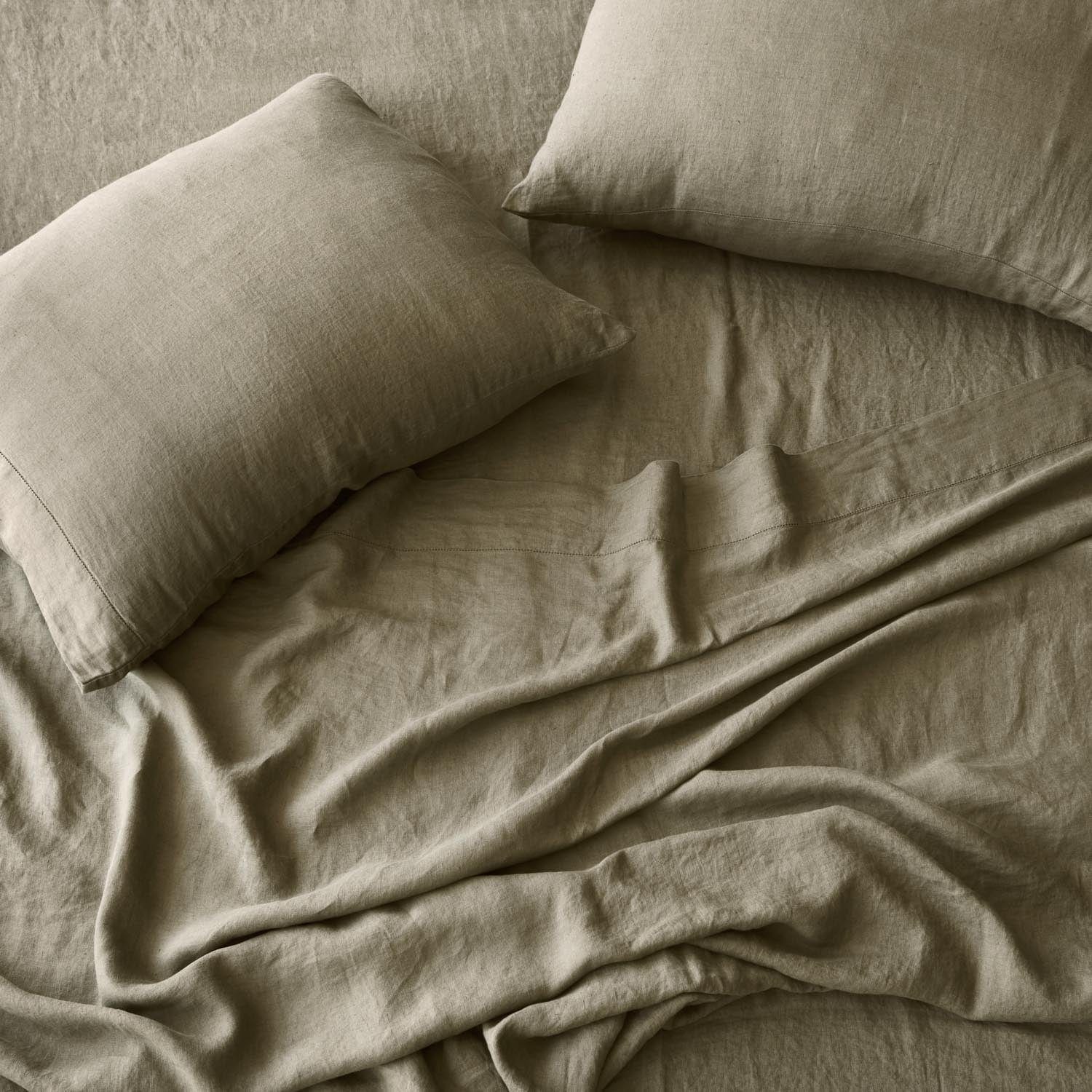 Refined Contemporary Linen Decorative Pillow - Image 9
