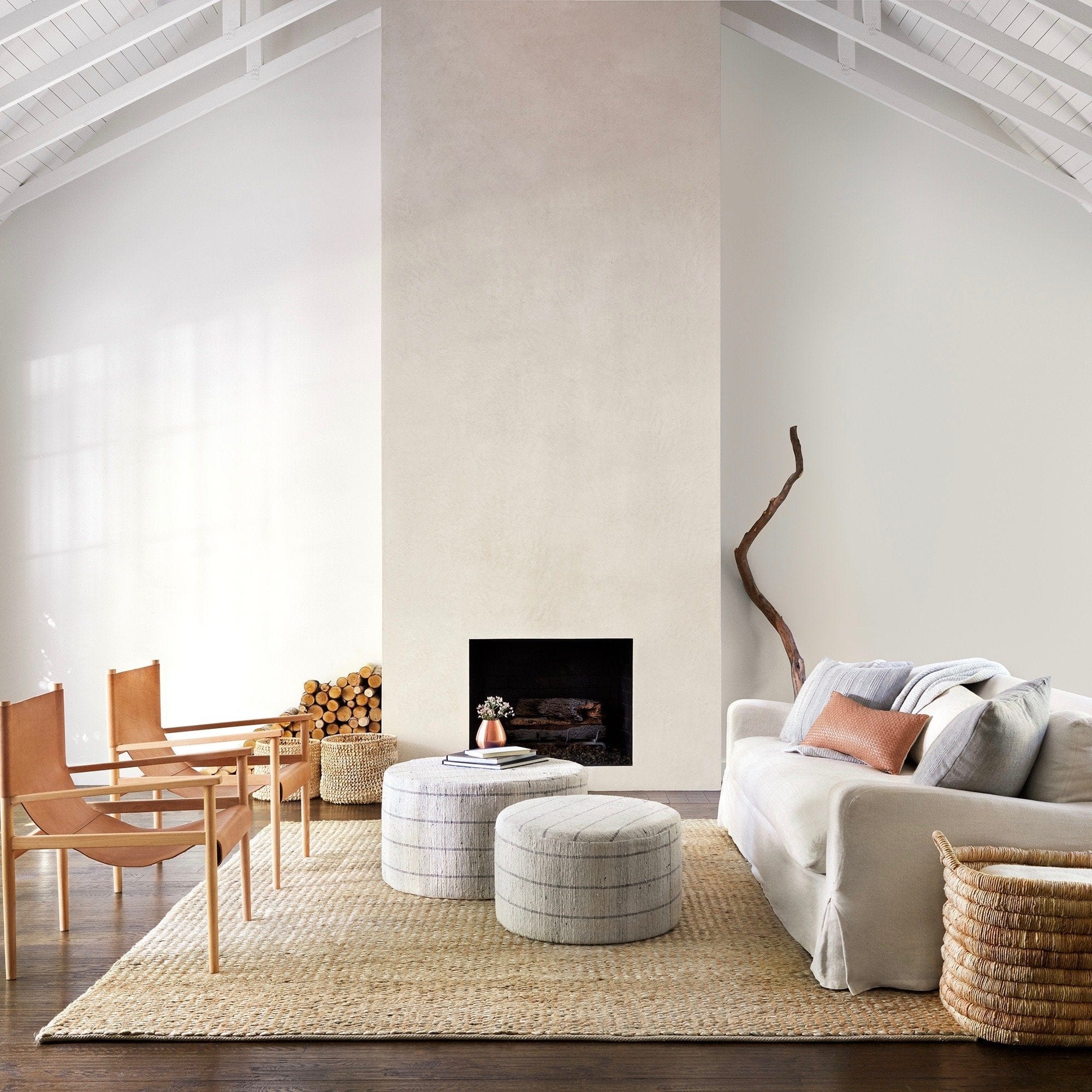 Natural Handwoven Jute Area Rug - Image 3
