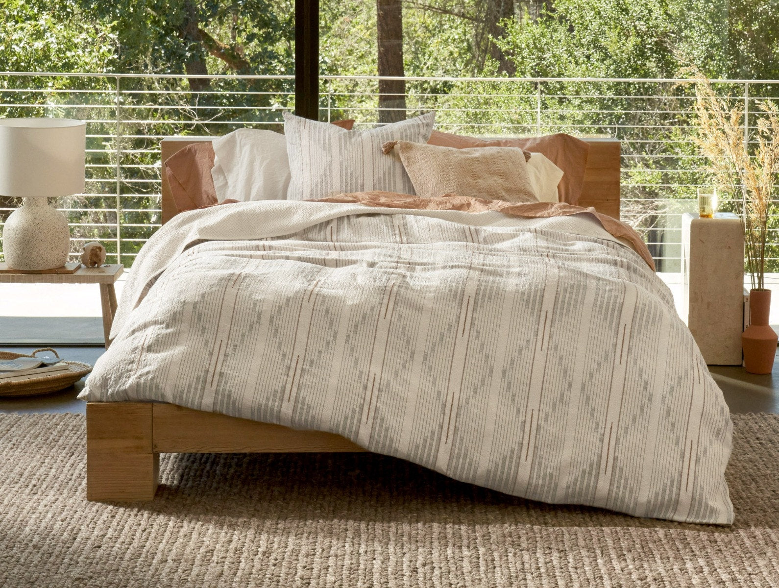 Classic Textile Pillow Sham for Everyday Comfort - Image 2